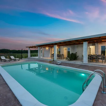 Villa Charming In Poljica With Pool *